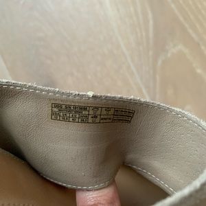 Summer UGG shoes. Size 12 (26,5 cm) but will wit more for 11(41)